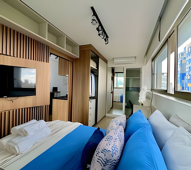 Studio Amplo com Luz Natural I Jardins Alto Padrão