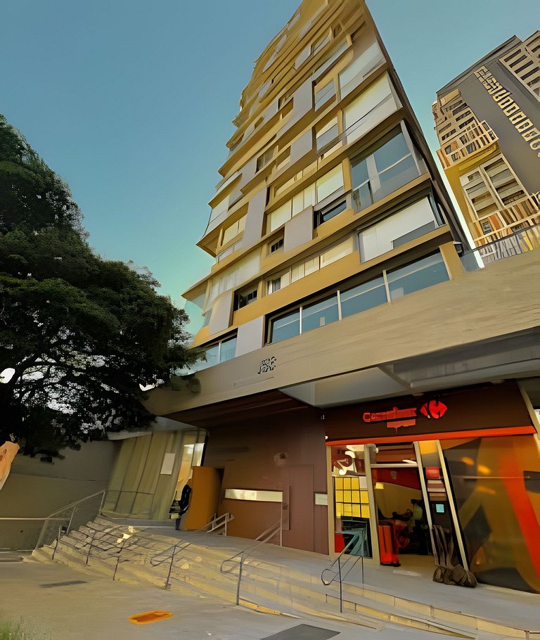 Studio Amplo com Luz Natural I Jardins Alto Padrão