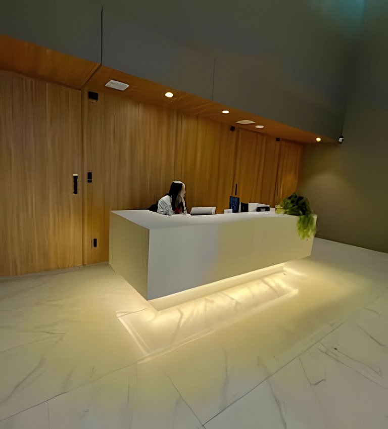 Studio Amplo com Luz Natural I Jardins Alto Padrão