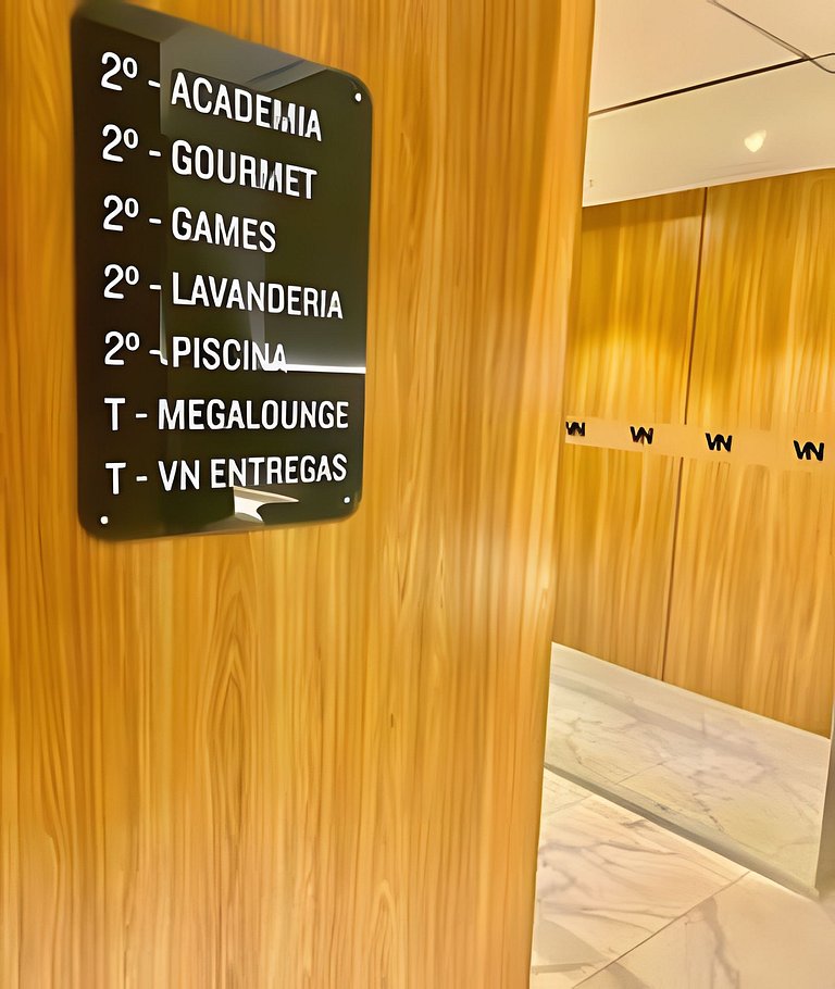 Studio Amplo com Luz Natural I Jardins Alto Padrão