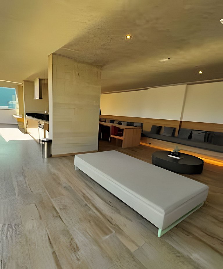 Studio Amplo com Luz Natural I Jardins Alto Padrão