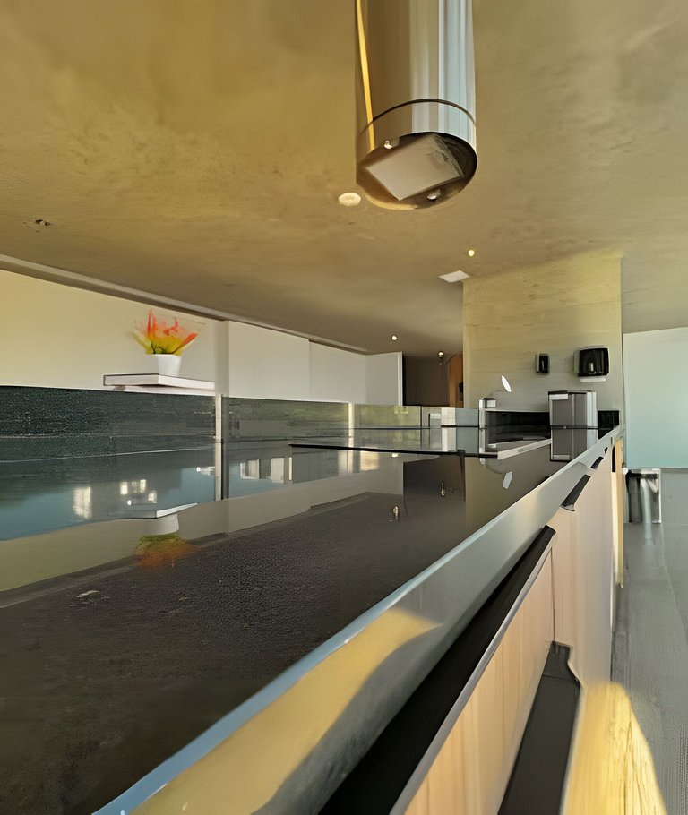 Studio Amplo com Luz Natural I Jardins Alto Padrão