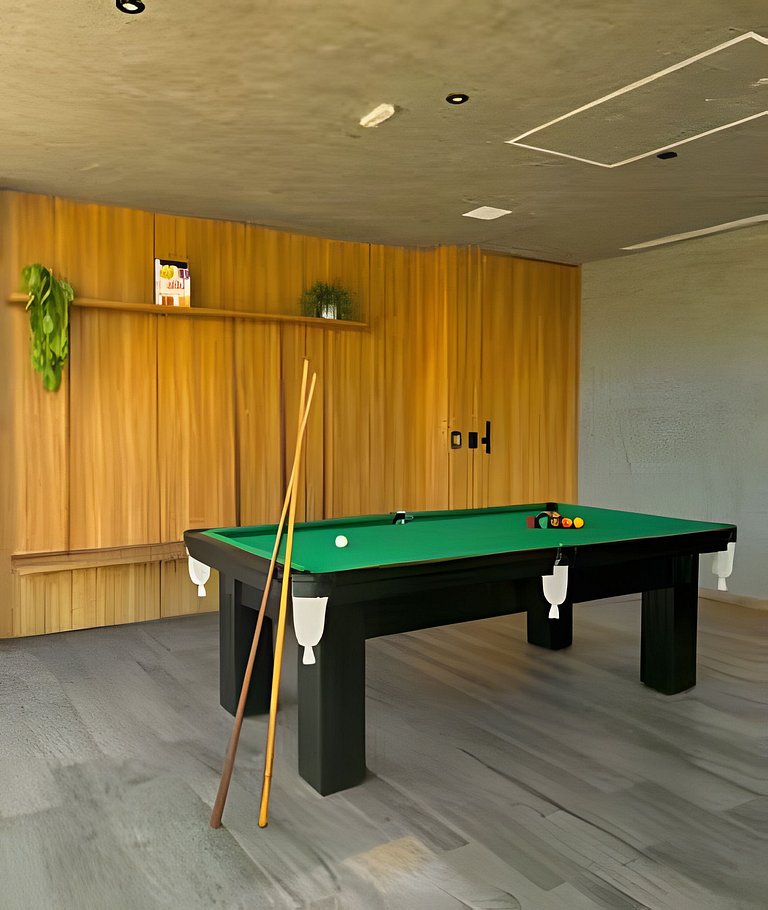 Studio Amplo com Luz Natural I Jardins Alto Padrão