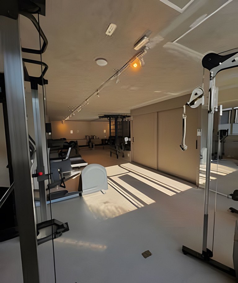 Studio Amplo com Luz Natural I Jardins Alto Padrão