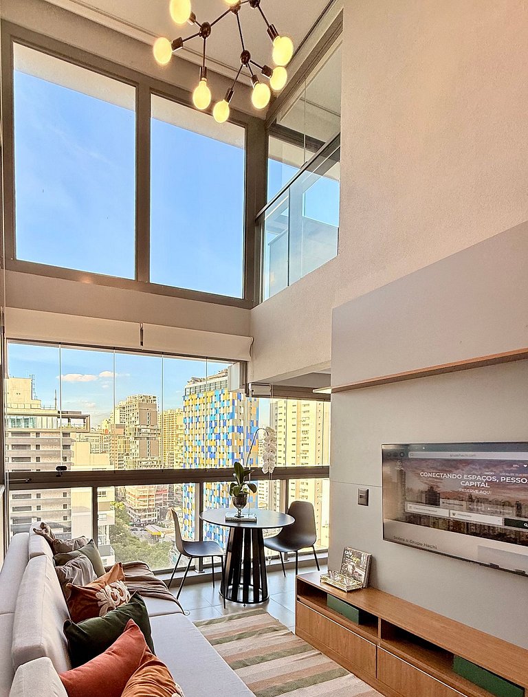 Duplex Elevado • Vista Ampla no Jardins