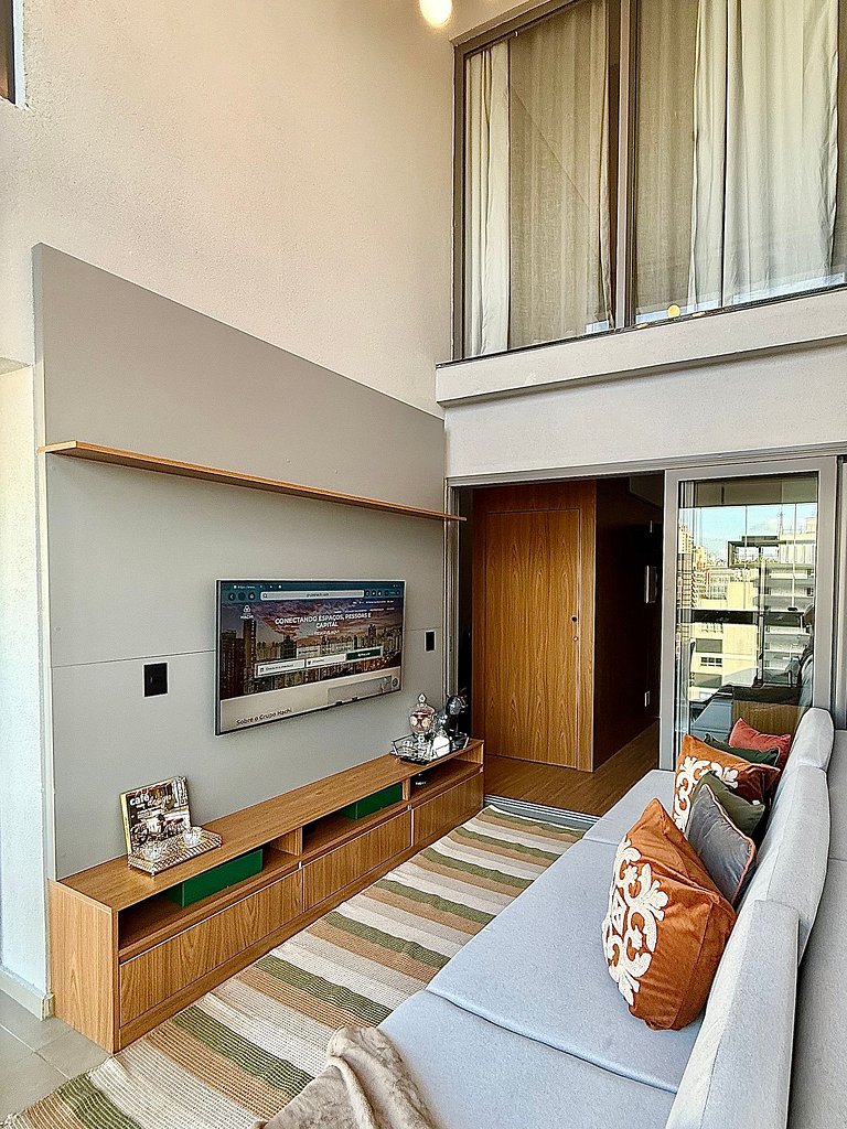 Duplex Elevado • Vista Ampla no Jardins