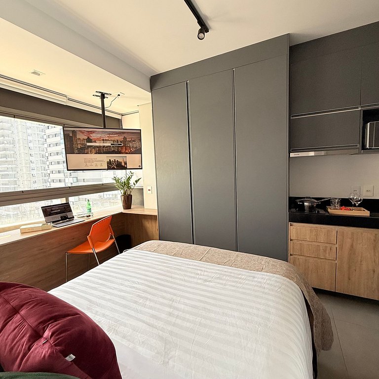 Atmosfera Hachi 1606 I Cama Premium & Luz Natural
