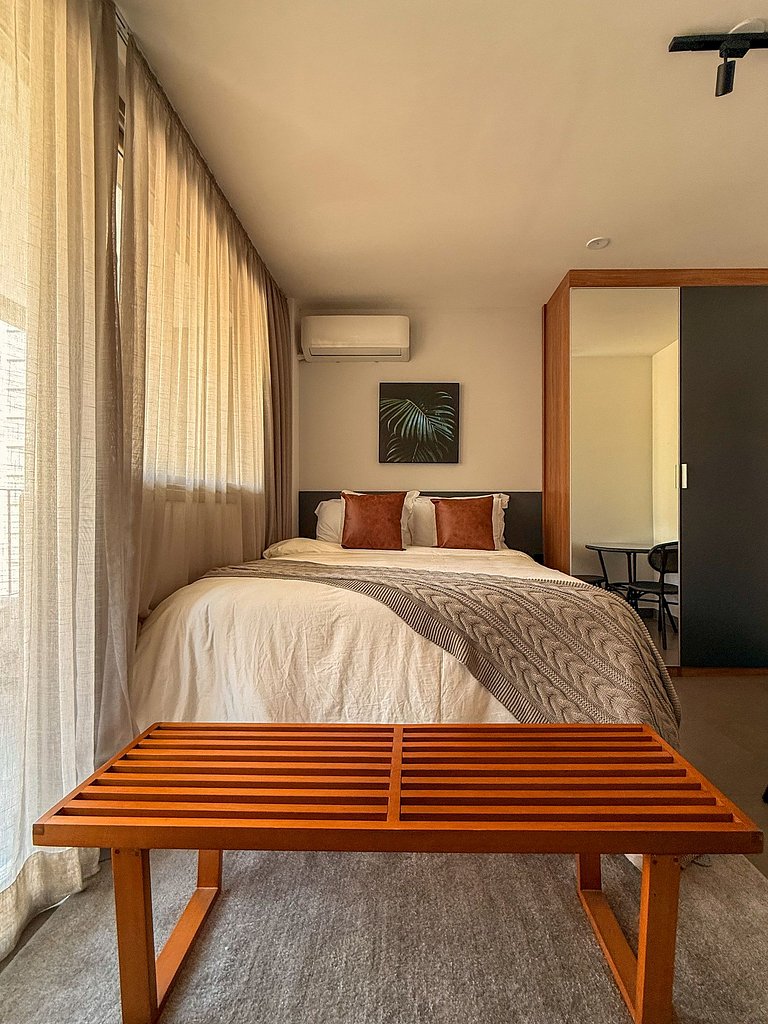 Atmosfera Hachi 704I Studio Funcional nos Jardins