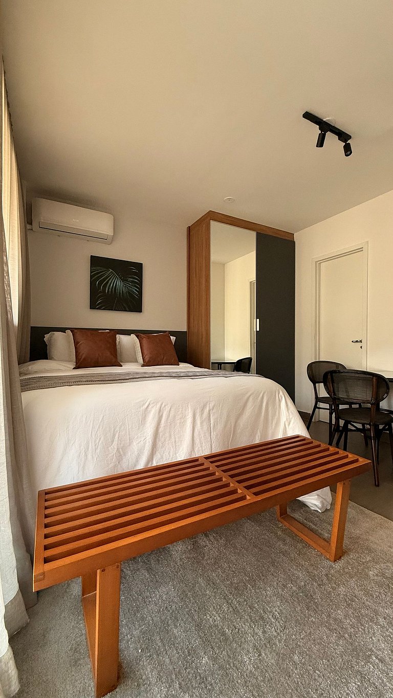 Atmosfera Hachi 704I Studio Funcional nos Jardins