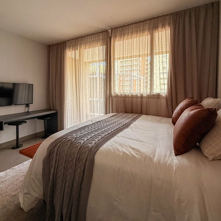 Atmosfera Hachi 704I Studio Funcional nos Jardins