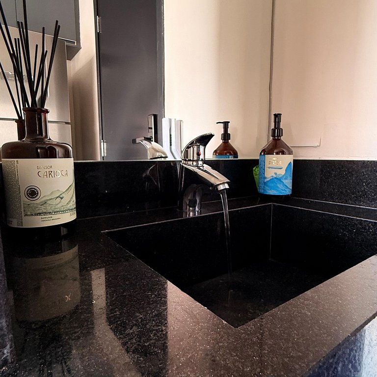 Atmosfera Hachi 1608 | Skyline Work Studio Jardins