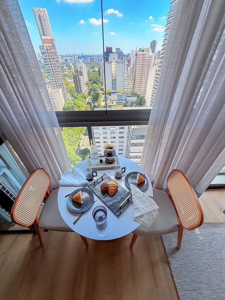 Iconic Duplex I Oscar Freire Living