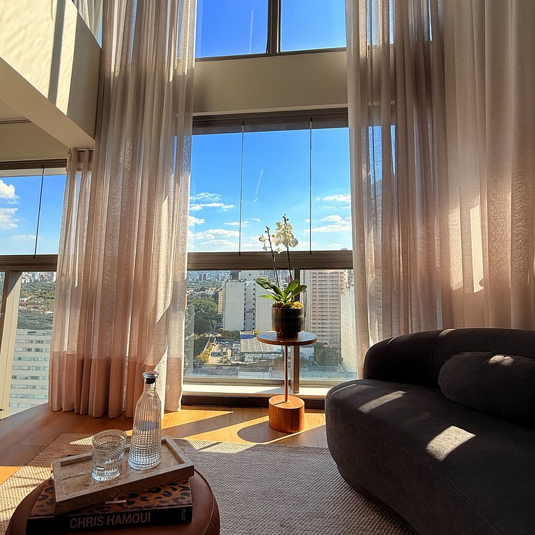 Iconic Duplex I Oscar Freire Living